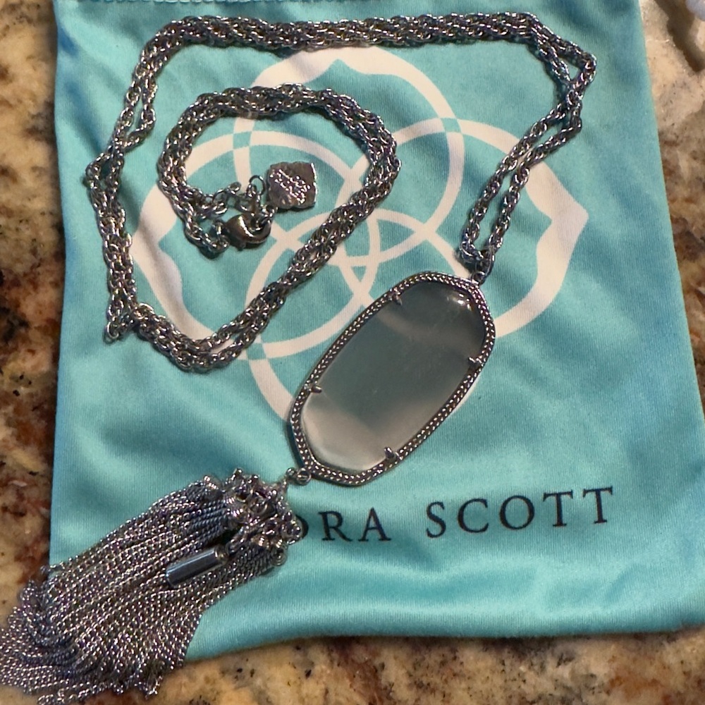 Kendra Scott Rayne Pendant - 15” chain Silver with light gray clear stone